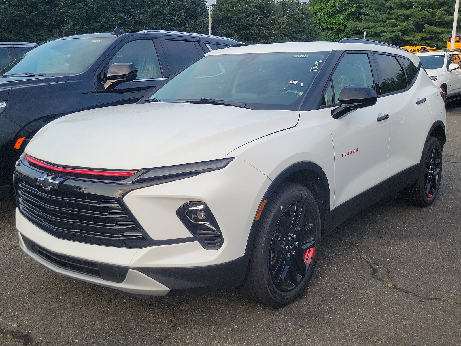 2024 Chevrolet Blazer 2LT photo 2