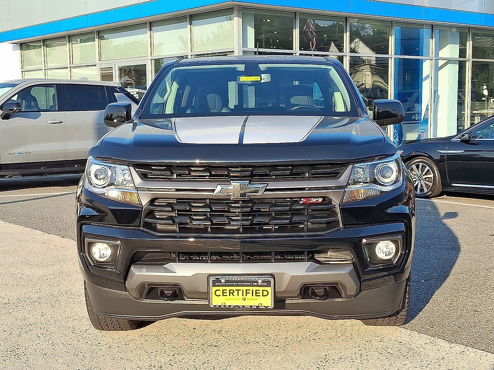 2022 Chevrolet Colorado Z71 photo 2