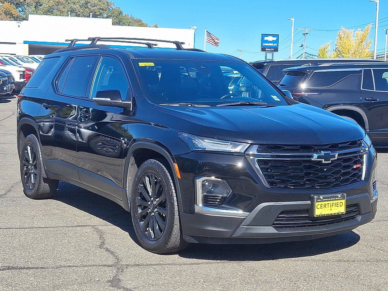 2023 Chevrolet Traverse RS photo 2