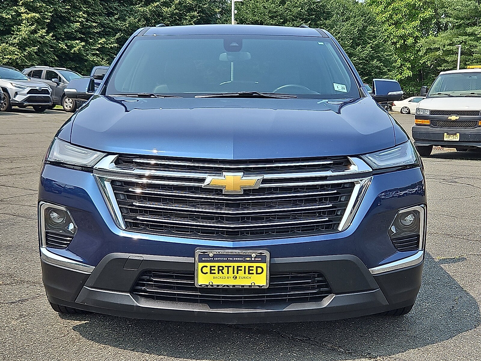 2023 Chevrolet Traverse Leather photo 2
