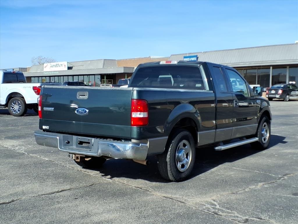 Used 2004 Ford F-150 XLT Extended Cab Truck