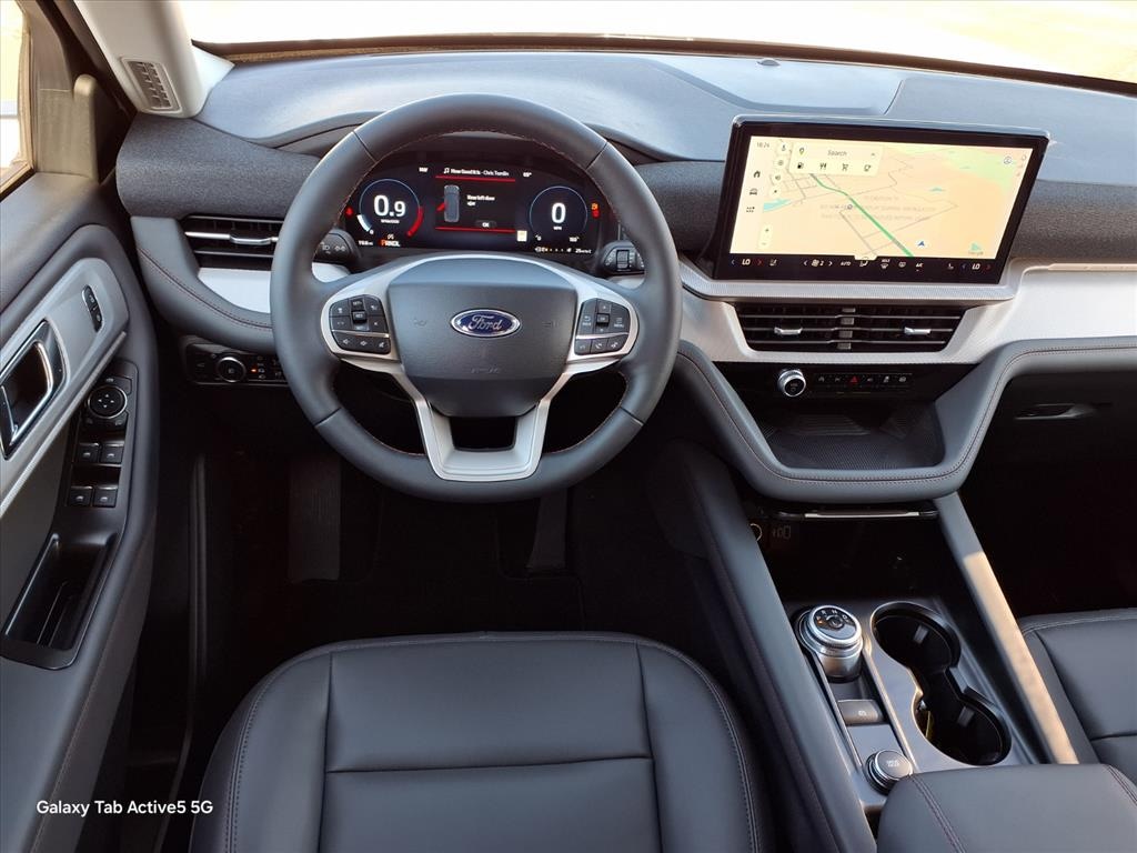 New 2025 Ford Explorer Active SUV