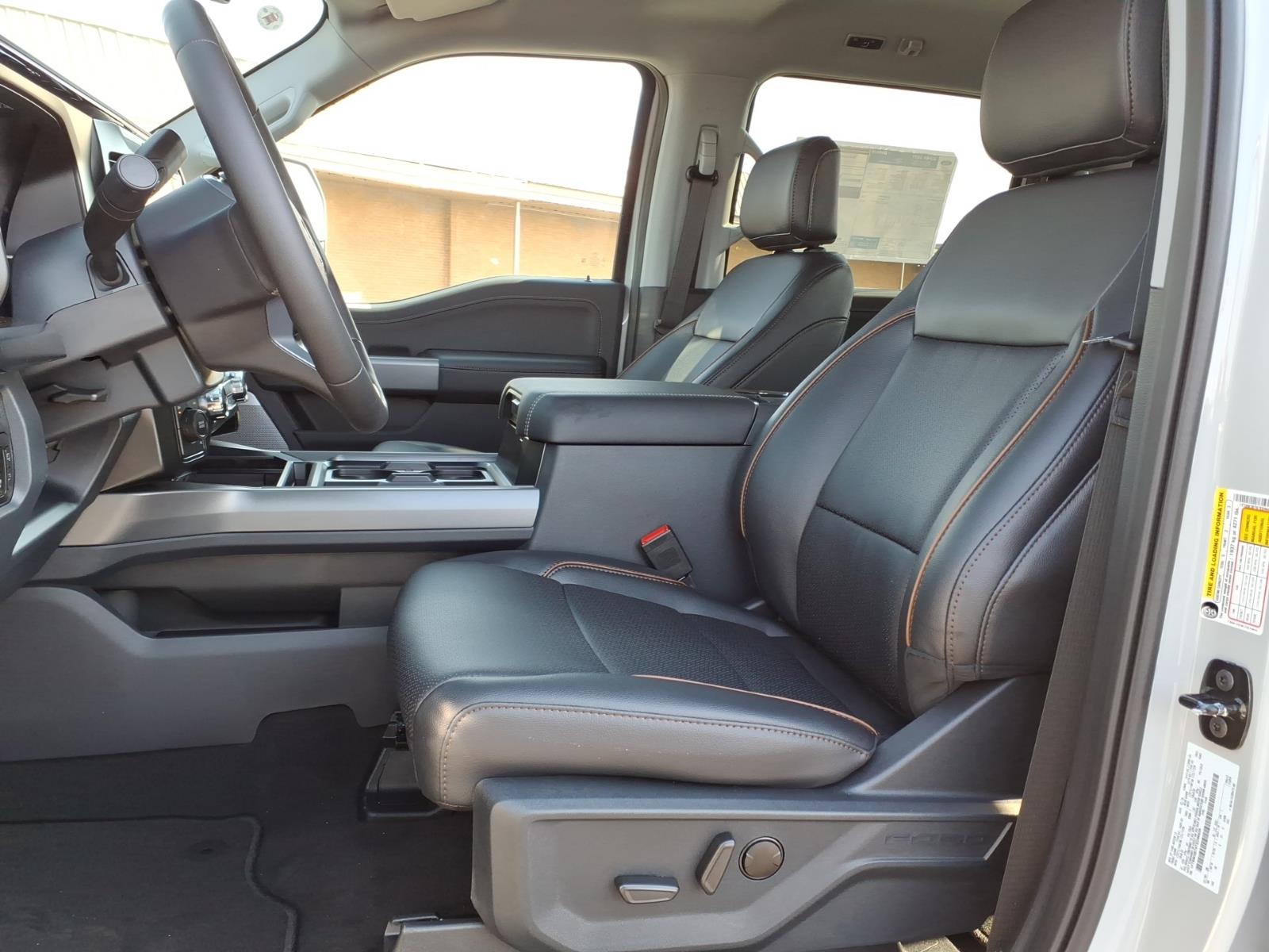 2026 Ford F-350 Super Duty Lariat - Photo 18