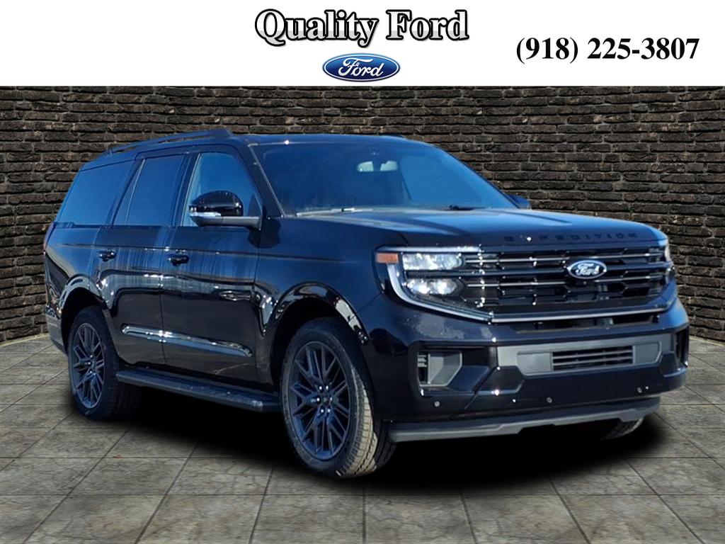 2026 Ford Expedition Platinum's photo