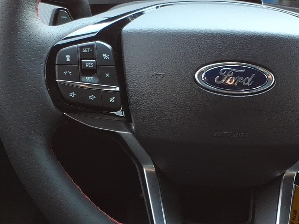 2026 Ford Explorer ST - Photo 6