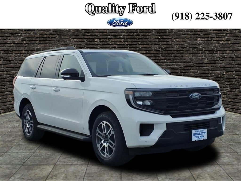 2025 Ford Expedition Active's photo