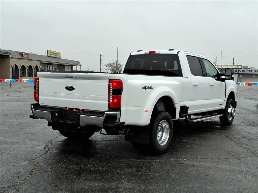 New 2026 Ford Super Duty F-350 Lariat TRUCK