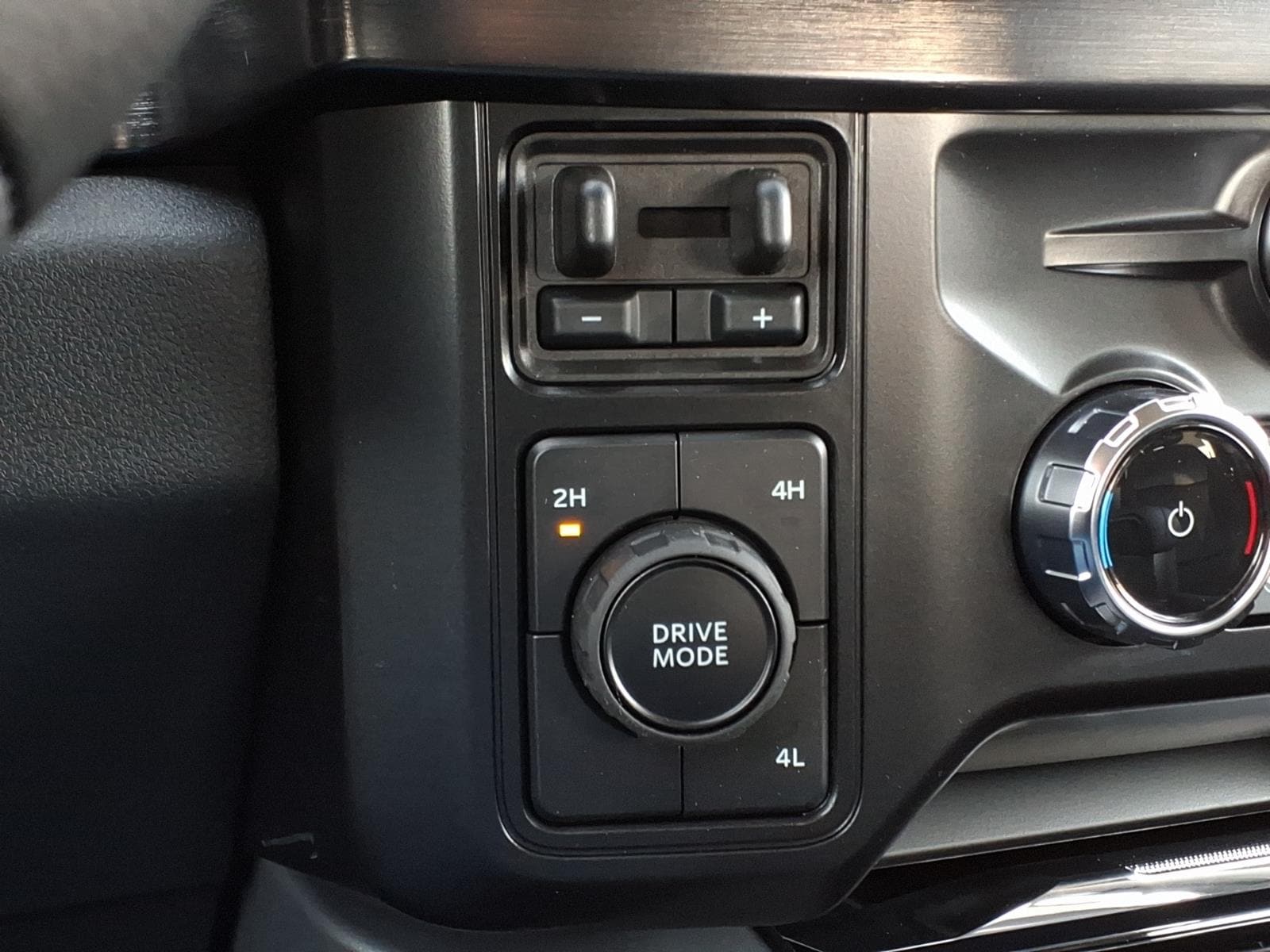 2026 Ford F-350 Super Duty Lariat - Photo 11