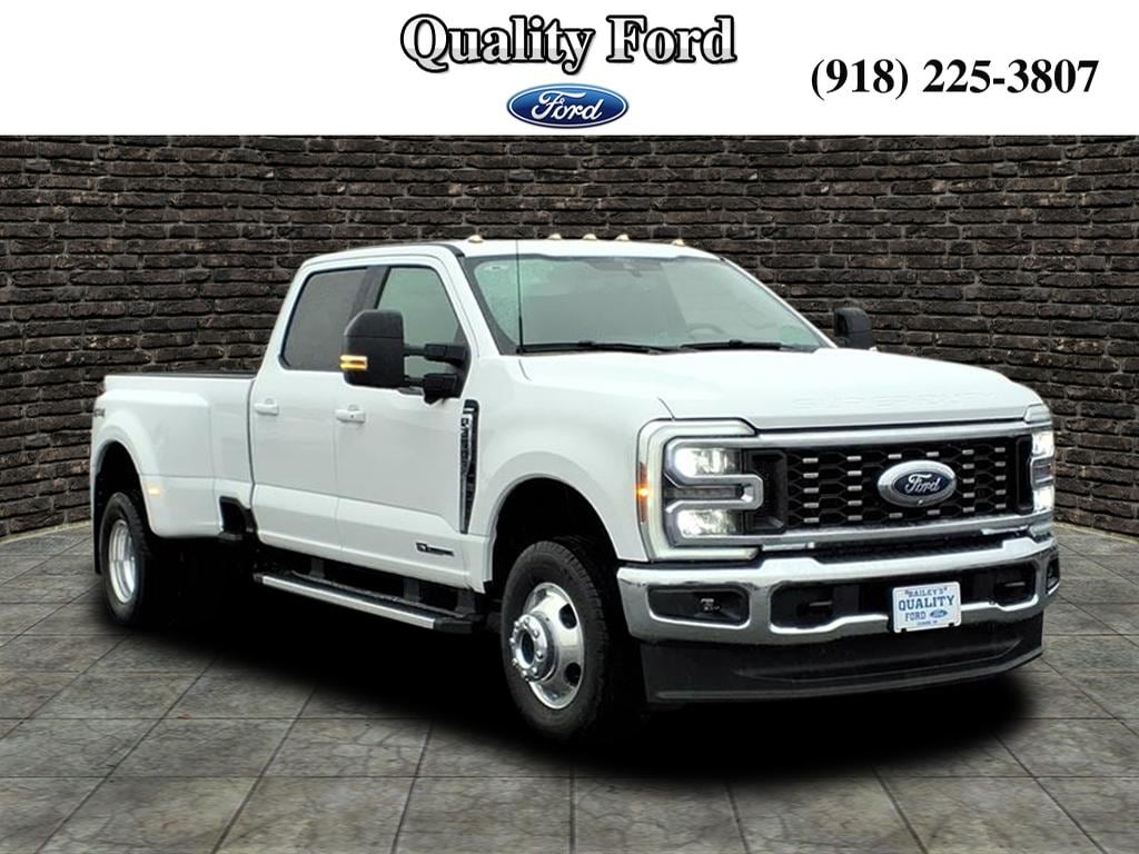 New 2026 Ford Super Duty F-350 Lariat TRUCK