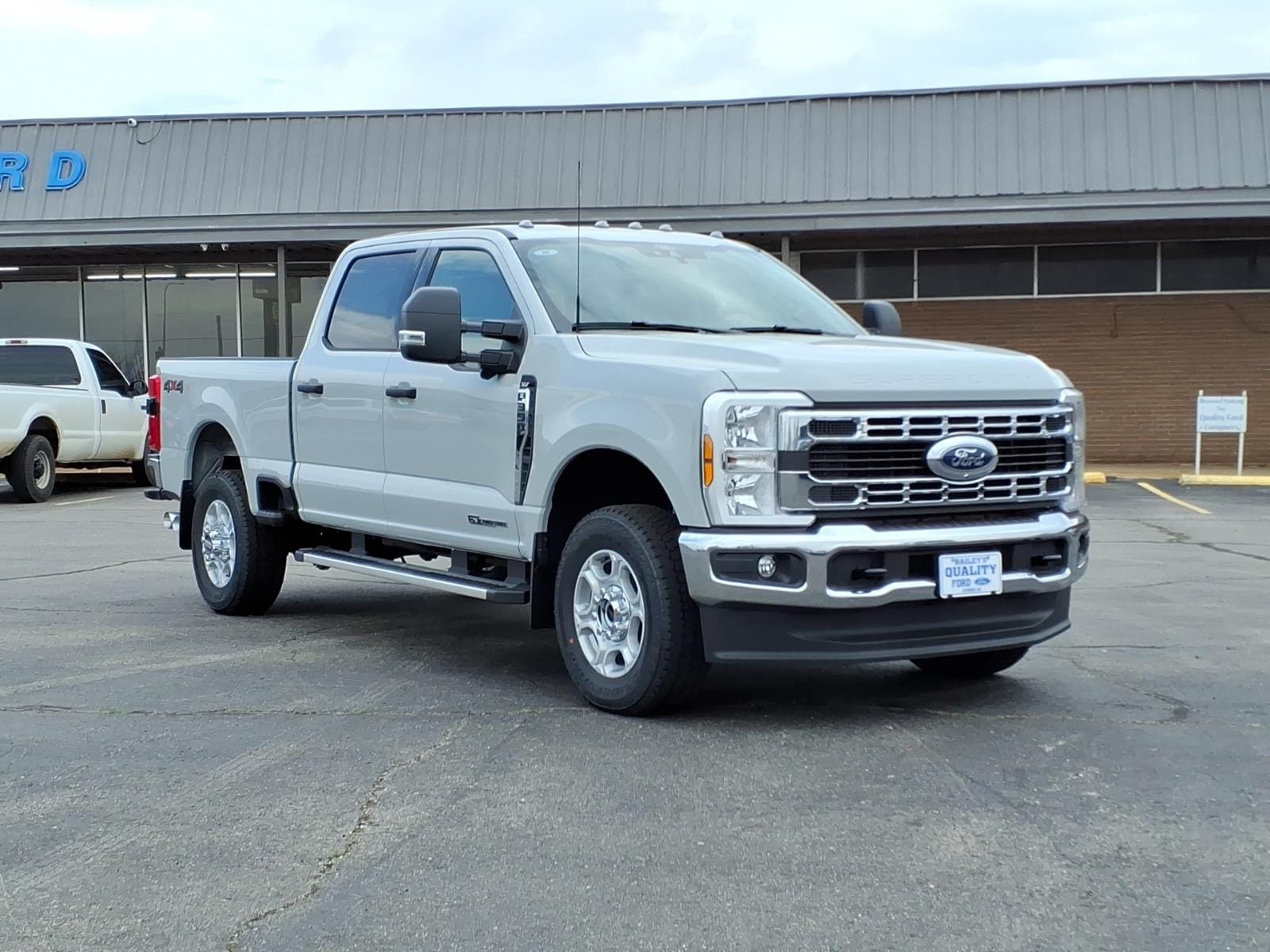 2026 Ford F-350 XLT 4x4 Crew Cab 6-3/4' Box SRW's photo