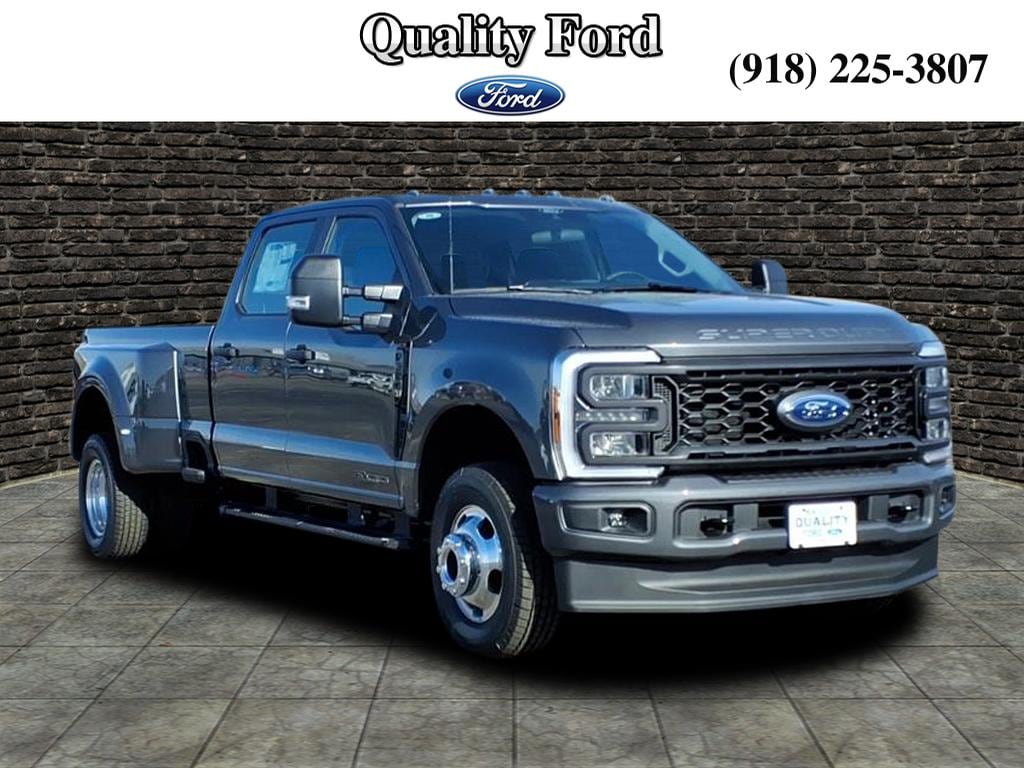 2026 Ford F-350 XL 4x4 Crew Cab 8' Box DRW's photo