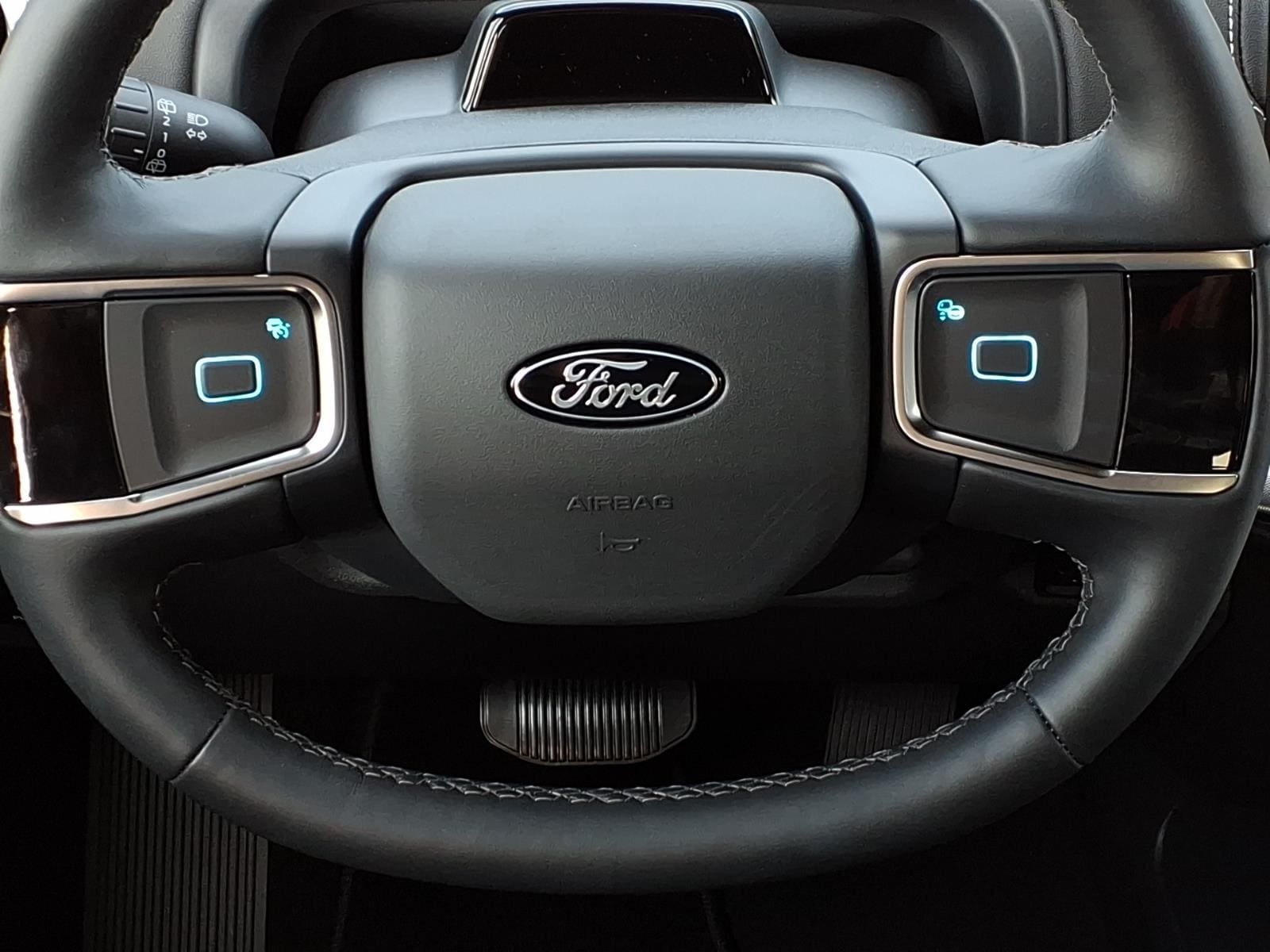 2026 Ford Expedition MAX Platinum - Photo 6