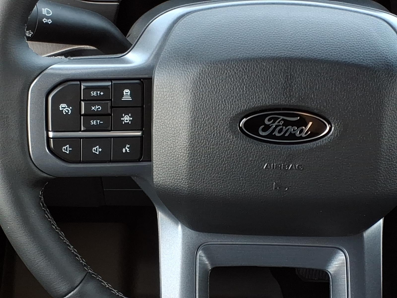 2026 Ford F-150 Lariat - Photo 6