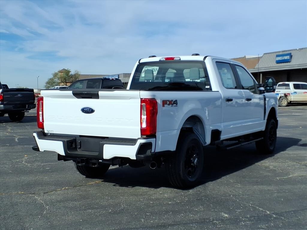 New 2026 Ford F-250 XL 4x4 XL Crew Cab 6.8 ft. SB Pickup