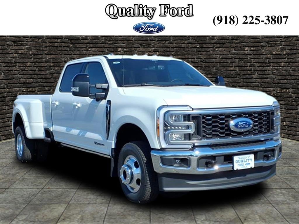 New 2026 Ford F-350 Lariat 4x4 Lariat Crew Cab 8 ft. LB DRW Pickup