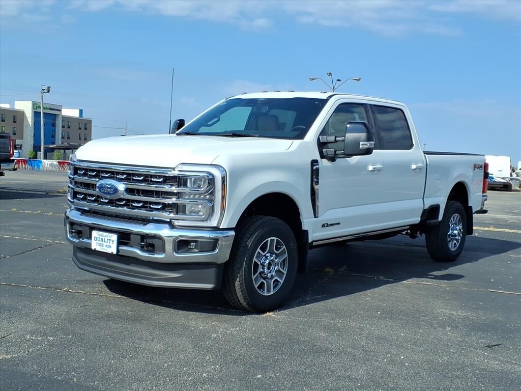 New 2026 Ford F-350 Lariat 4x4 Lariat Crew Cab 6.8 ft. SB SRW Pickup