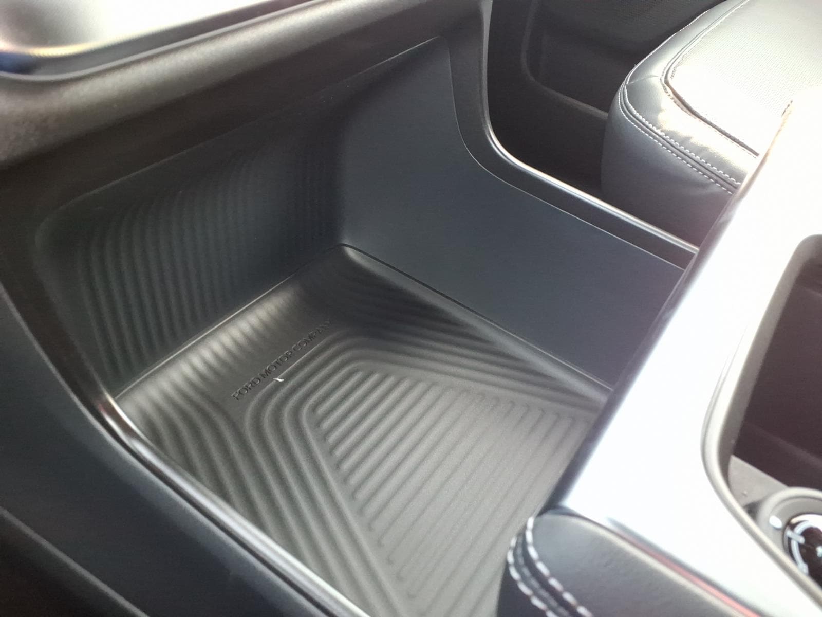 2026 Ford Expedition MAX Platinum - Photo 14