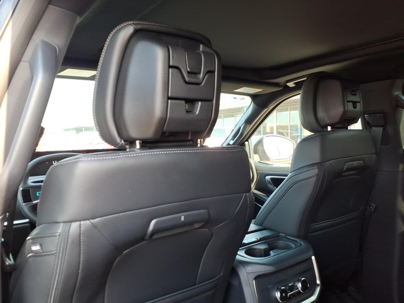 2026 Ford Expedition MAX Platinum - Photo 16