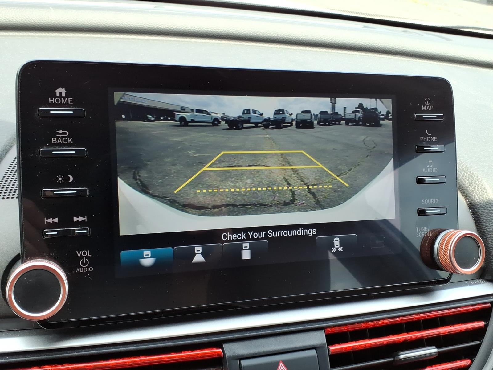 2021 Honda Accord Touring - Photo 11