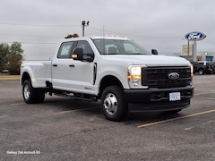2026 Ford F-350 XL 4x4 XL  Crew Cab 8 ft. LB DRW Pickup