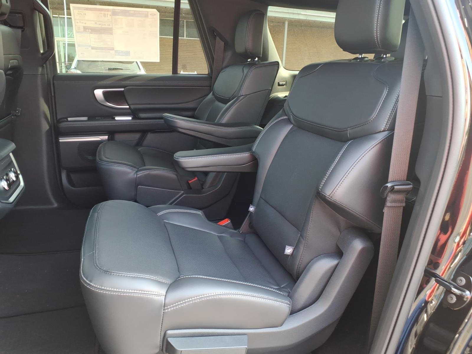 2026 Ford Expedition MAX Platinum - Photo 19