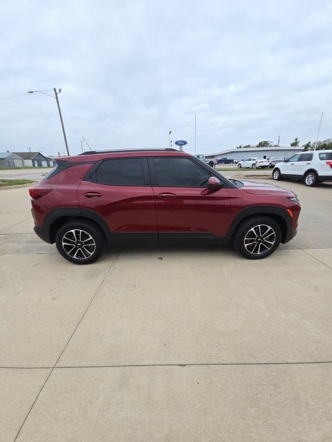 Used 2024 Chevrolet TrailBlazer LT with VIN KL79MPSL7RB188591 for sale in Independence, KS