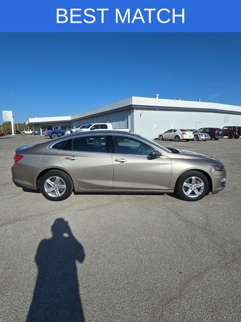 1G1ZD5ST3NF179650