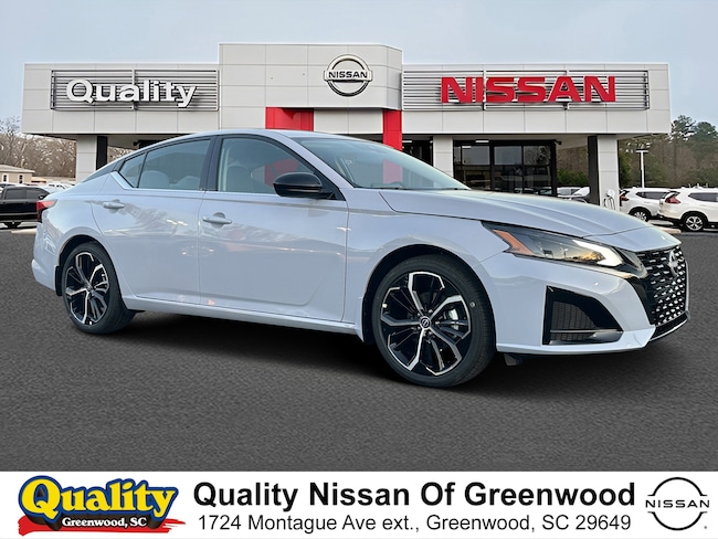 2025 Nissan Altima SR Sedan