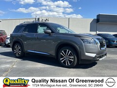 2025 Nissan Pathfinder Platinum SUV