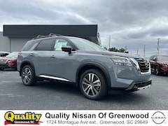 2025 Nissan Pathfinder Platinum SUV