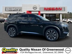 2026 Nissan Pathfinder Platinum SUV