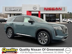 2026 Nissan Pathfinder Platinum SUV