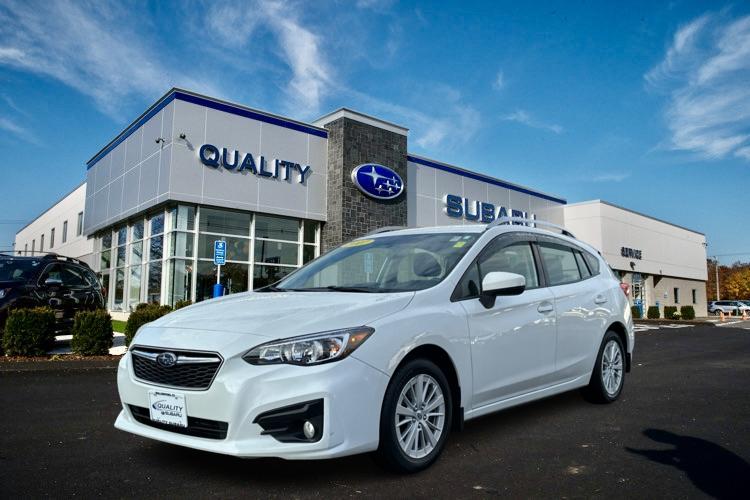 2017 Subaru Impreza Premium's photo