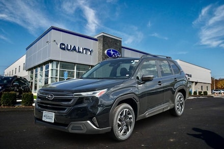 2025 Subaru Forester Limited Hybrid SUV