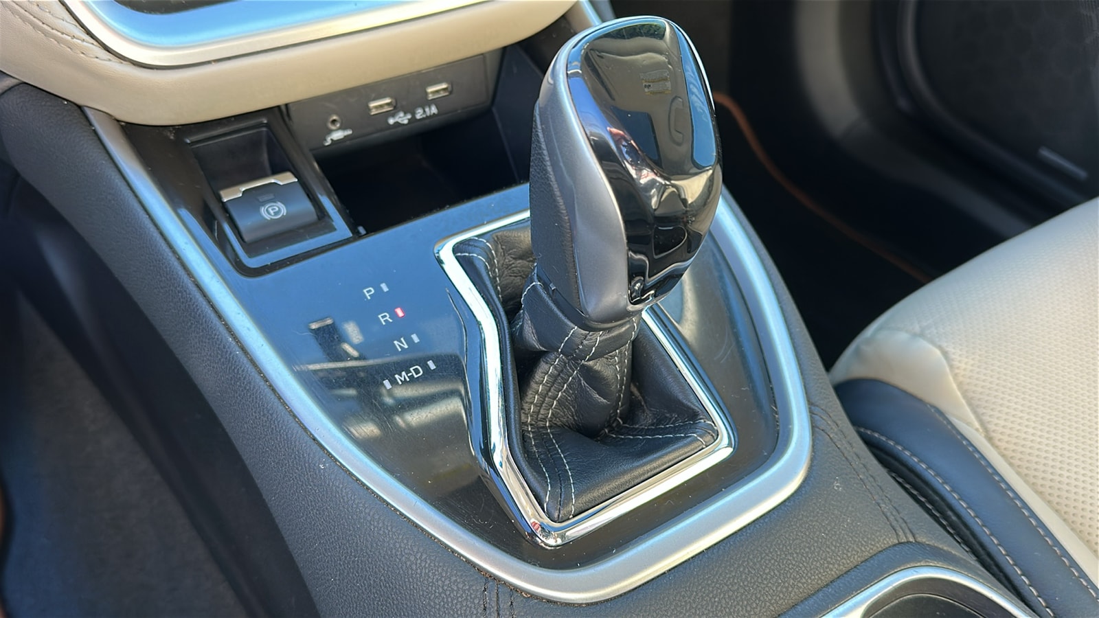 2021 Subaru Outback Limited - Photo 18