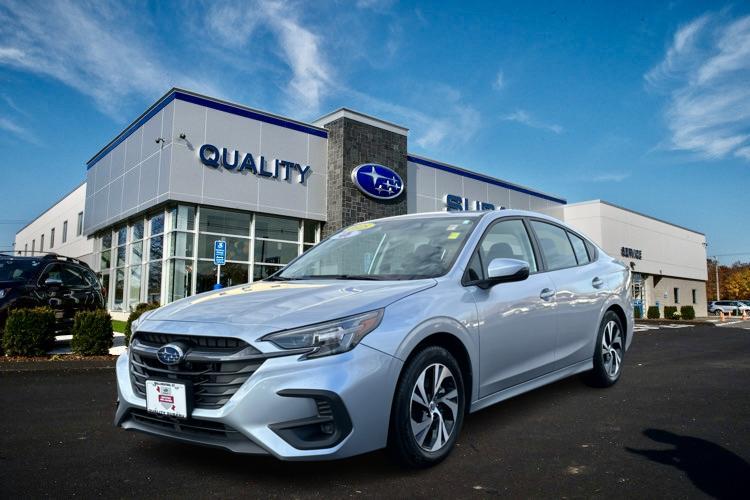 2025 Subaru Legacy Premium's photo