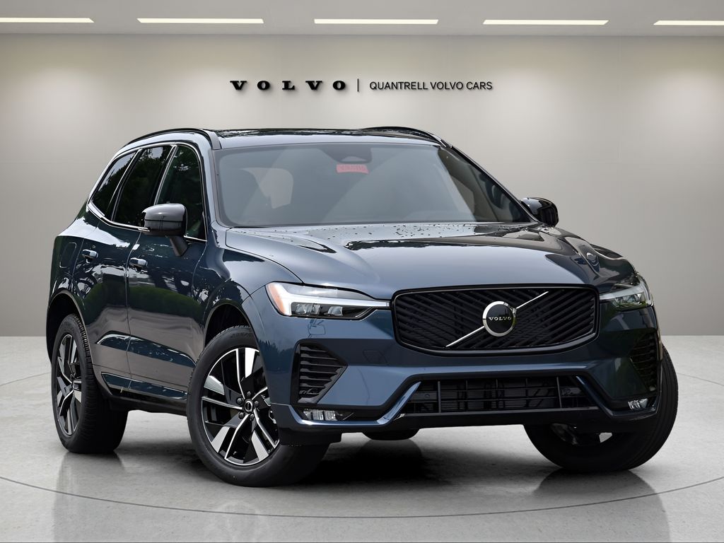 2026 Volvo XC60 B5 Core Dark AWD's photo