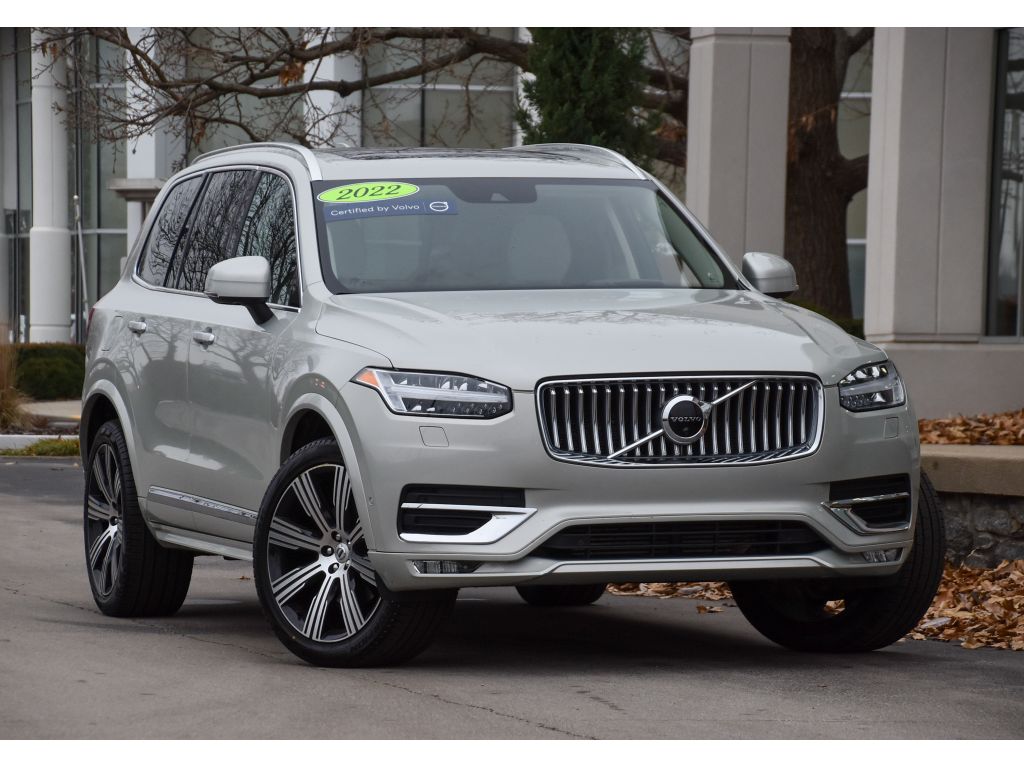 2022 Volvo XC90 Inscription's photo
