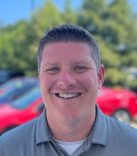 Staff member Zach Bowman from 24668f86fe07