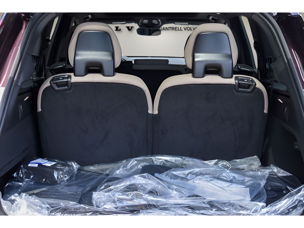 2026 Volvo XC90 Core - Photo 25
