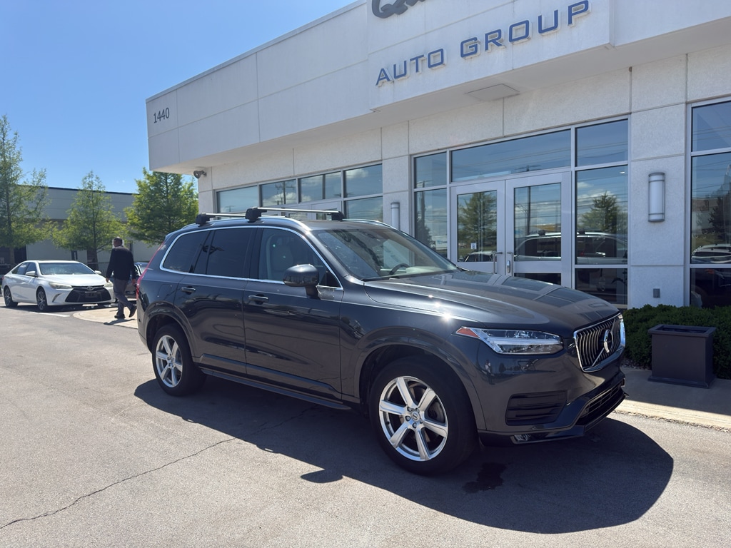 2022 Volvo XC90 T5 Momentum AWD's photo