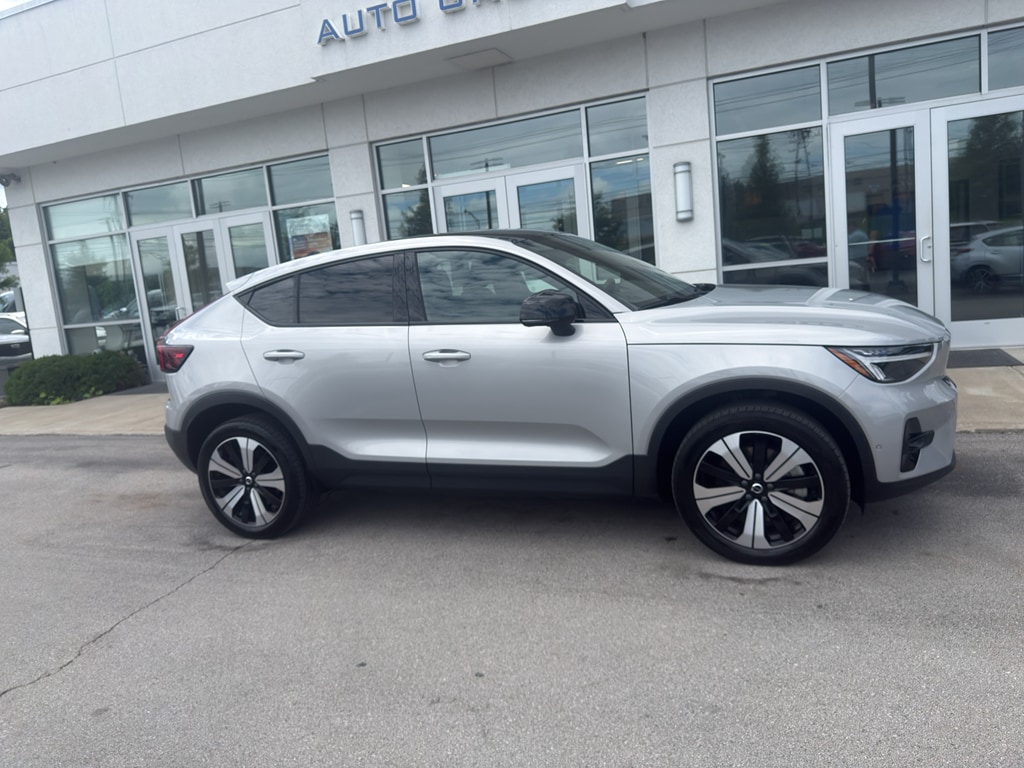 Used 2023 Volvo C40 Plus with VIN YV4ED3GL7P2055259 for sale in Lexington, KY