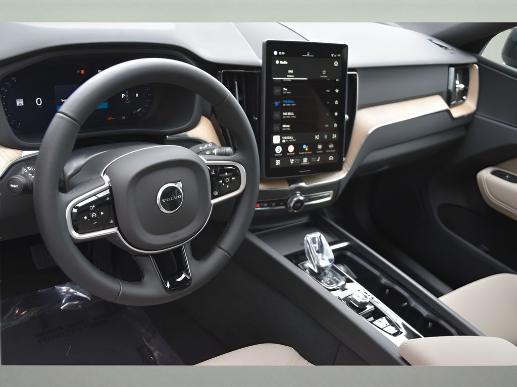2026 Volvo XC60 Core - Photo 12