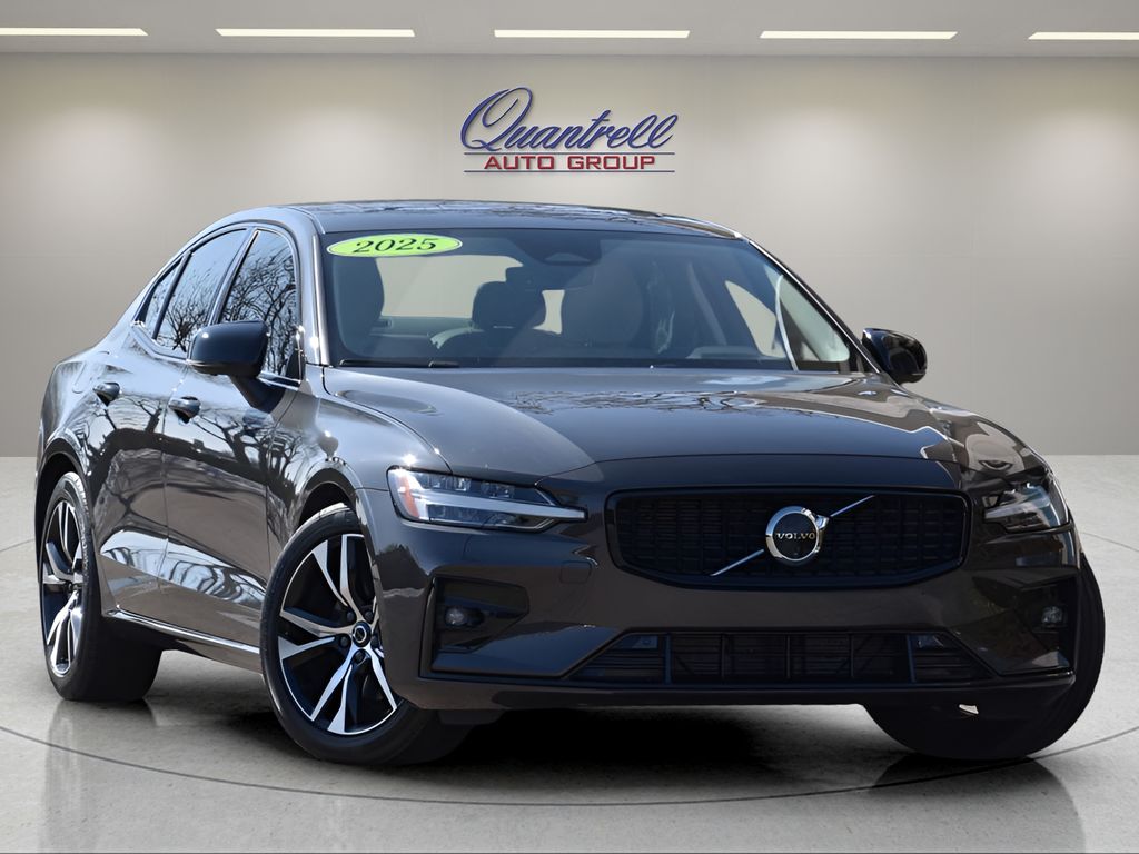 2025 Volvo S60 Plus