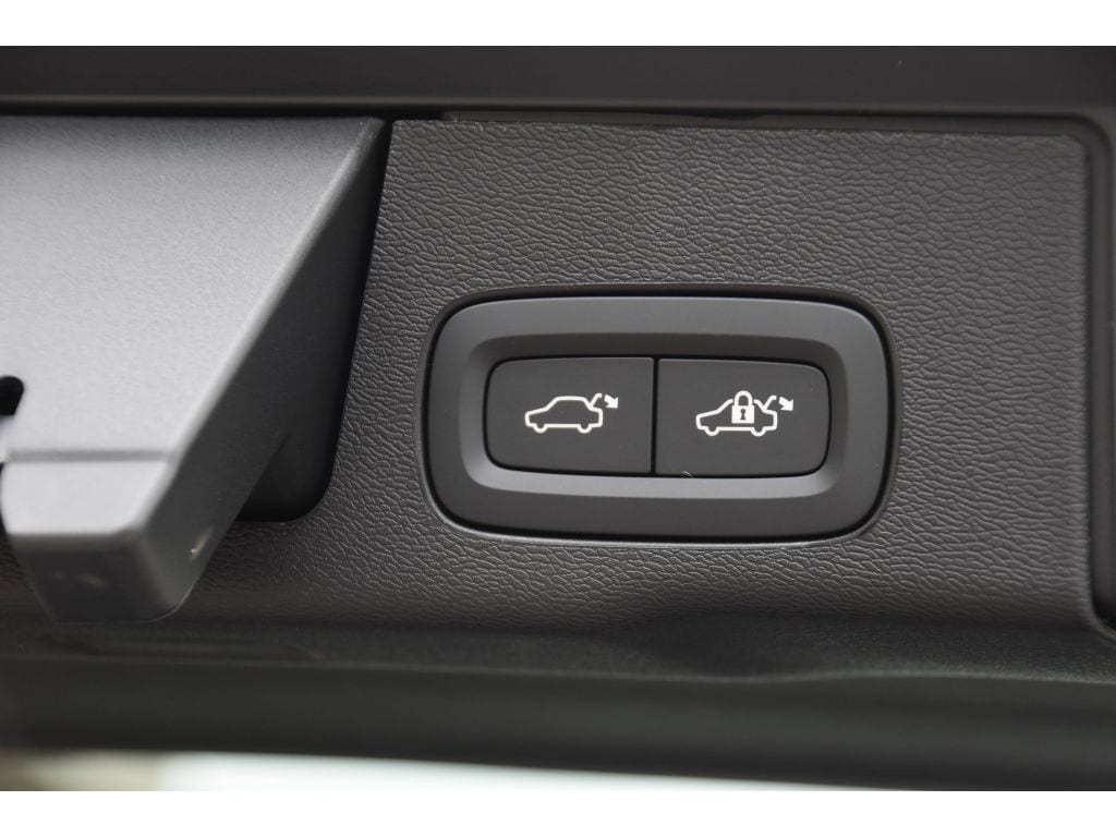 2026 Volvo XC60 Core - Photo 24
