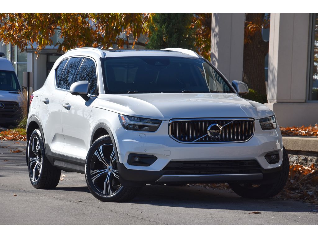 2022 Volvo XC40 Inscription