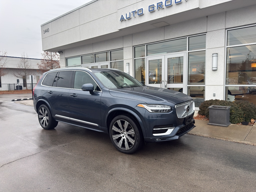 2024 Volvo XC90 Plus's photo