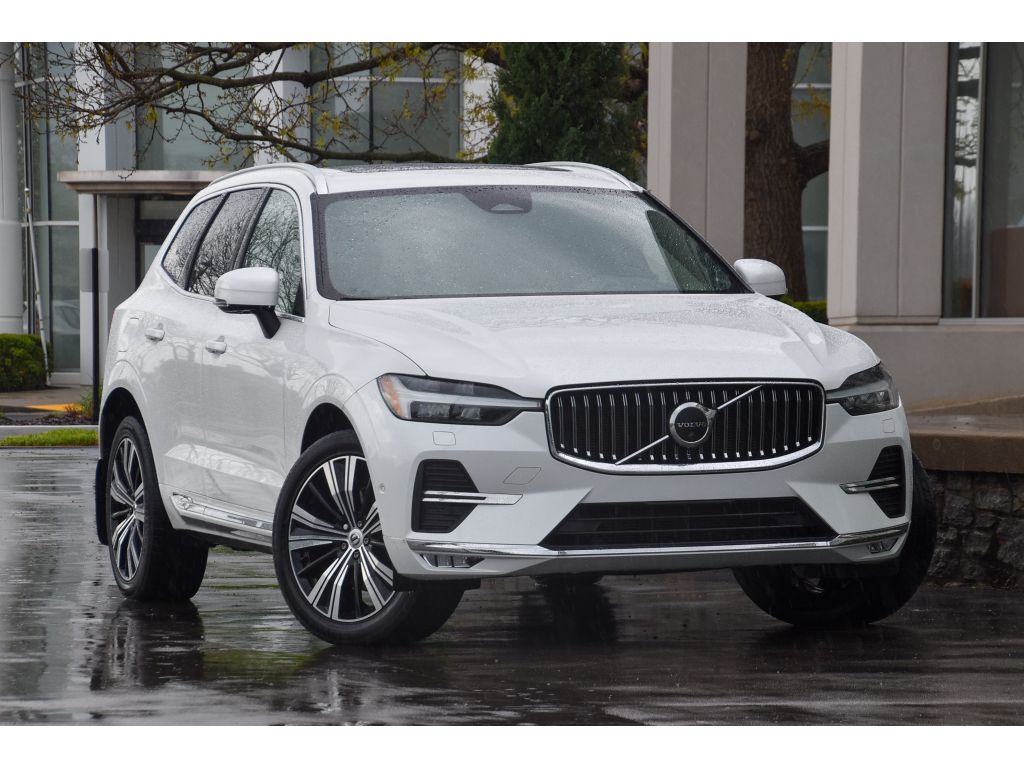 2023 Volvo XC60 Plus