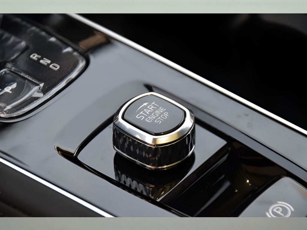 2026 Volvo XC90 Plus - Photo 37