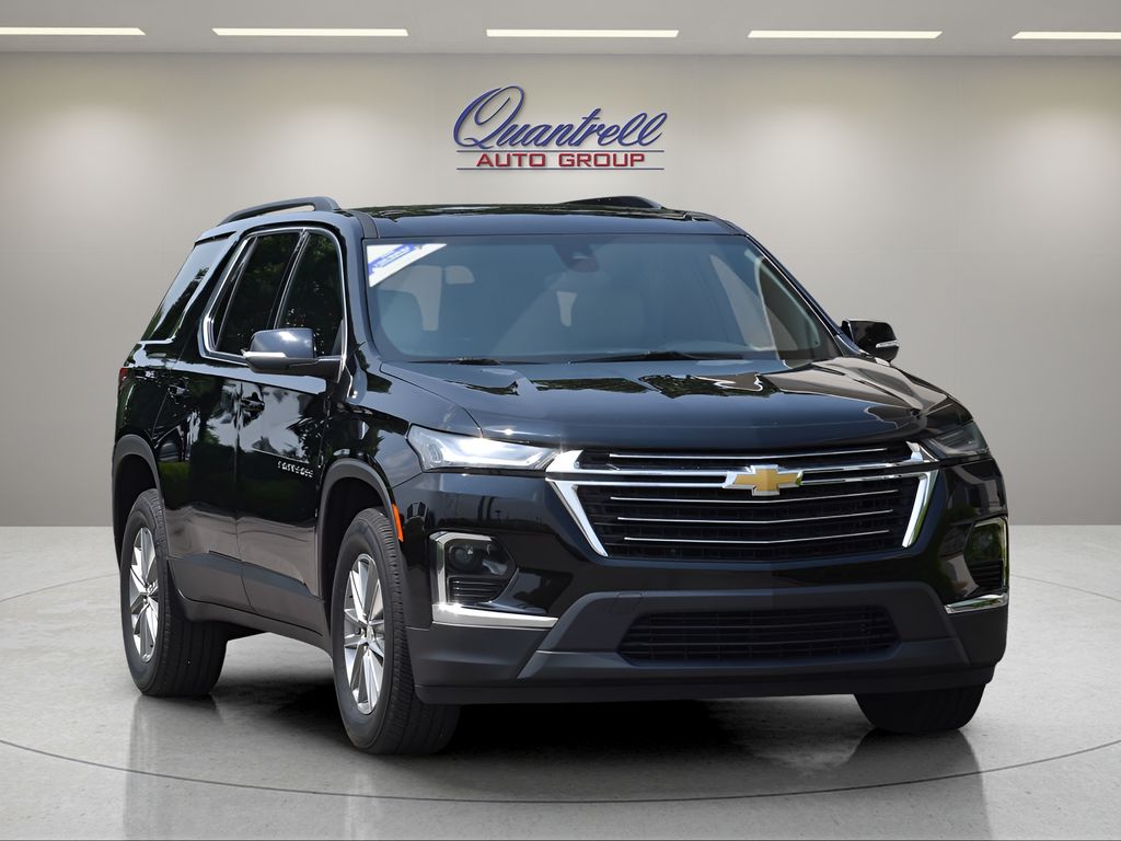 Used 2023 Chevrolet Traverse 3LT with VIN 1GNERHKW2PJ165815 for sale in Lexington, KY